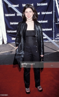 Heather Matarazzo feet photo 14