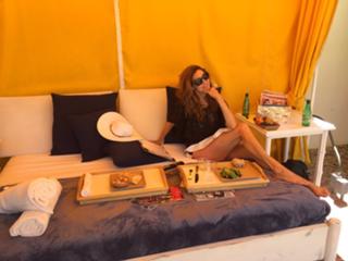 Heather McDonald feet photo 1