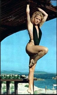 Heather Parisi feet photo 17