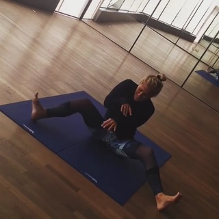 Heather Parisi feet photo 20