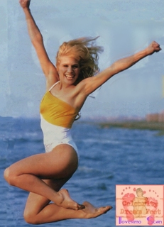 Heather Parisi feet photo 6
