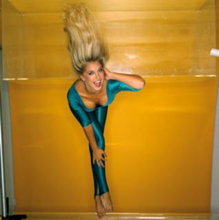 Heather Thomas feet photo thumbnail