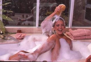 Heather Thomas feet photo thumbnail