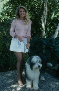 Heather Thomas feet photo thumbnail