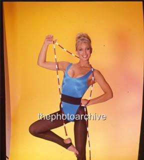 Heather Thomas feet photo thumbnail