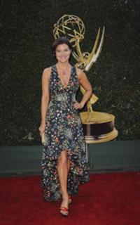 Heather Tom feet photo 2