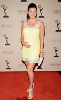Heather Tom feet photo 7