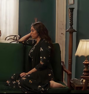 Heba Magdy feet photo thumbnail