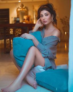 Heba Nour feet photo thumbnail