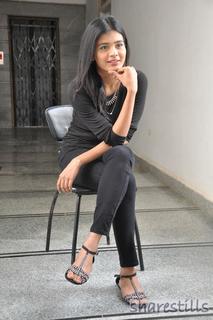 Hebah Patel feet photo 2