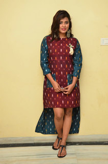 Hebah Patel feet photo 19