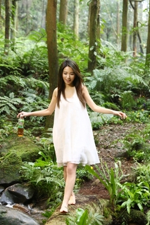 Hebe Tien feet photo 7