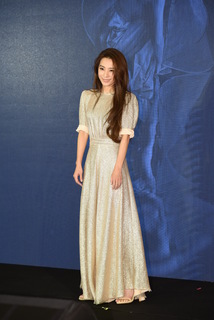 Hebe Tien feet photo 18