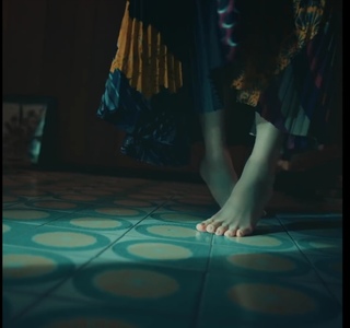 Hebe Tien feet photo 7