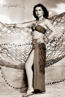 Hedy Lamarr feet photo thumbnail