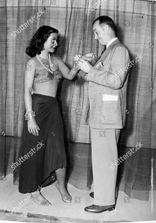 Hedy Lamarr feet photo thumbnail