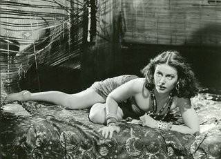 Hedy Lamarr feet photo thumbnail