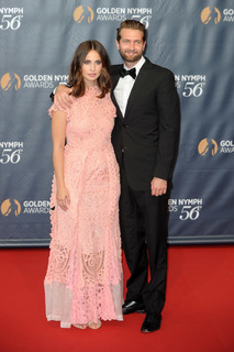 Heida Reed feet photo 4