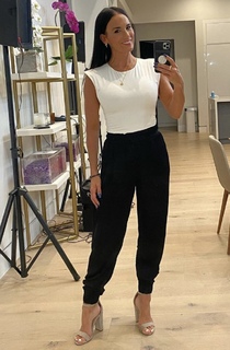 Heidi D'Amelio feet photo thumbnail