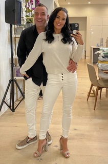 Heidi D'Amelio feet photo thumbnail