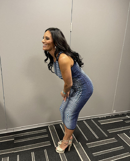 Heidi D'Amelio feet photo thumbnail