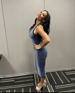 Heidi D'Amelio feet photo thumbnail