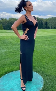 Heidi D'Amelio feet photo thumbnail