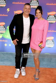 Heidi D'Amelio feet photo thumbnail