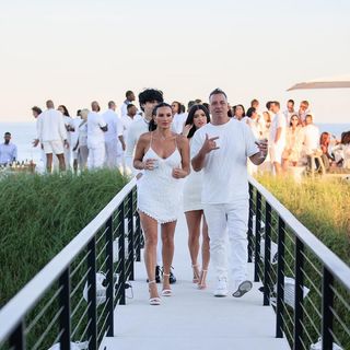 Heidi D'Amelio feet photo thumbnail