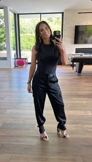 Heidi D'Amelio feet photo thumbnail