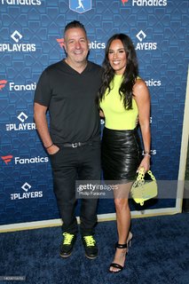 Heidi D'Amelio feet photo thumbnail