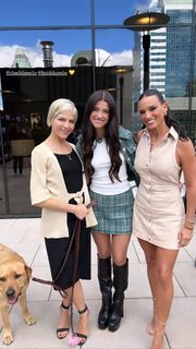 Heidi D'Amelio feet photo thumbnail