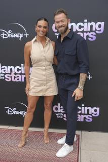 Heidi D'Amelio feet photo thumbnail