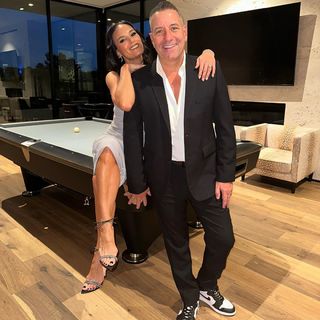 Heidi D'Amelio feet photo thumbnail