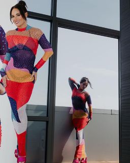 Heidi D'Amelio feet photo thumbnail