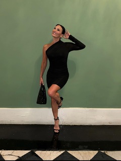 Heidi D'Amelio feet photo thumbnail