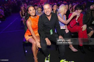 Heidi D'Amelio feet photo thumbnail