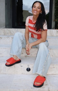 Heidi D'Amelio feet photo thumbnail