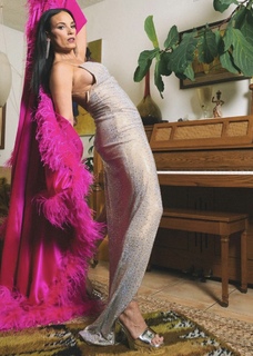 Heidi D'Amelio feet photo thumbnail