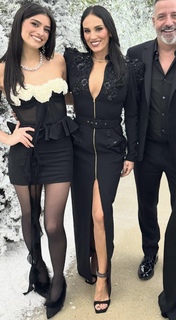 Heidi D'Amelio feet photo thumbnail