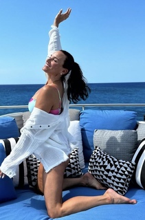 Heidi D'Amelio feet photo thumbnail