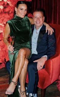 Heidi D'Amelio feet photo thumbnail