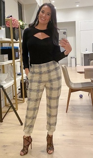 Heidi D'Amelio feet photo thumbnail