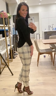 Heidi D'Amelio feet photo thumbnail