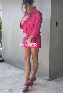 Heidi D'Amelio feet photo thumbnail