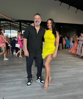 Heidi D'Amelio feet photo thumbnail