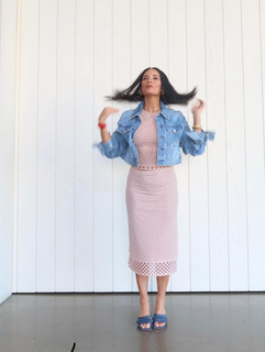 Heidi D'Amelio feet photo thumbnail