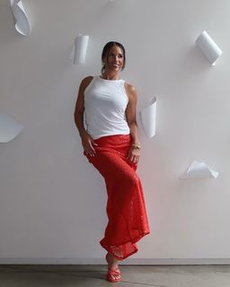 Heidi D'Amelio feet photo thumbnail