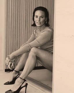 Heidi D'Amelio feet photo thumbnail