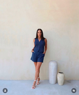 Heidi D'Amelio feet photo thumbnail